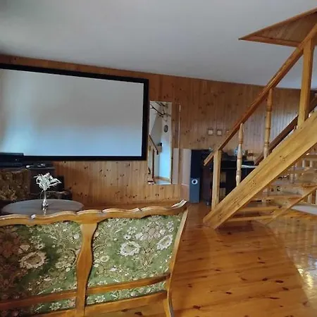 Nyaraló Half Of A Home, Large Garden, Terrace