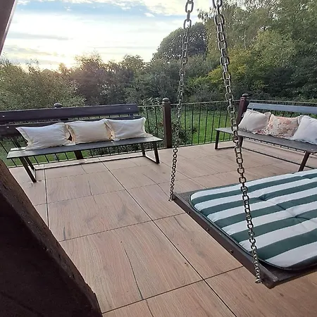 Dom wakacyjny Half Of A Home, Large Garden, Terrace *