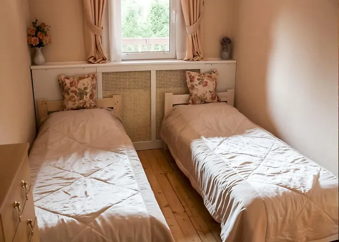 Dom wakacyjny Half Of A Home, Large Garden, Terrace Szymbark (Pomerania)